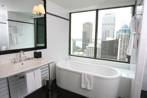 Amora Hotel Jamison Sydney - Foster Accommodation 30