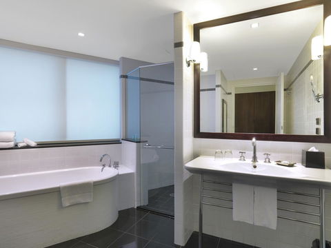 Amora Hotel Jamison Sydney - Foster Accommodation 36