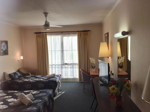 Australia Park Motel - Foster Accommodation 25