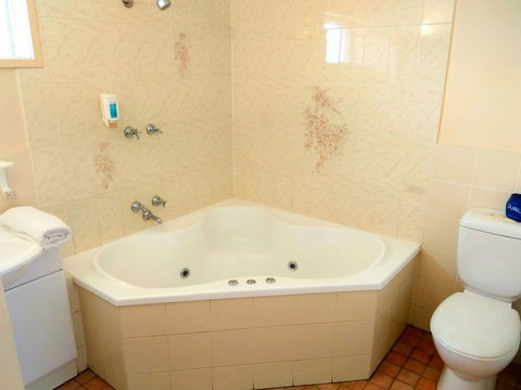 Australia Park Motel - Foster Accommodation 19