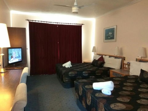 Australia Park Motel - Foster Accommodation 22