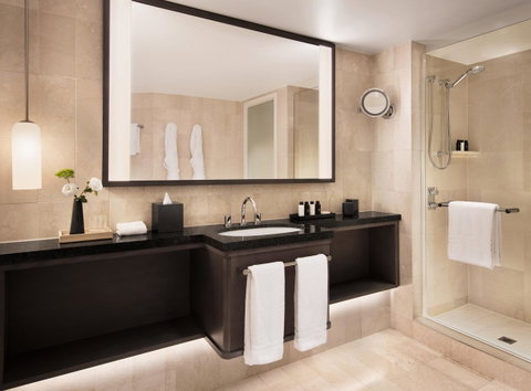Four Seasons Hotel Sydney - Foster Accommodation 17