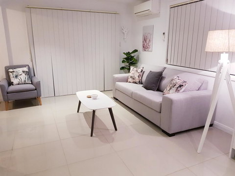 BookerBay Retreat! - Foster Accommodation 3