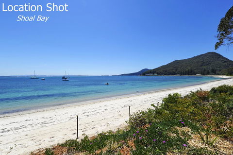 Ronald Avenue 1/65 - Shoal Bay - Foster Accommodation 10