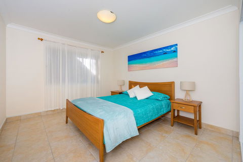 Ronald Avenue 1/65 - Shoal Bay - Foster Accommodation 7