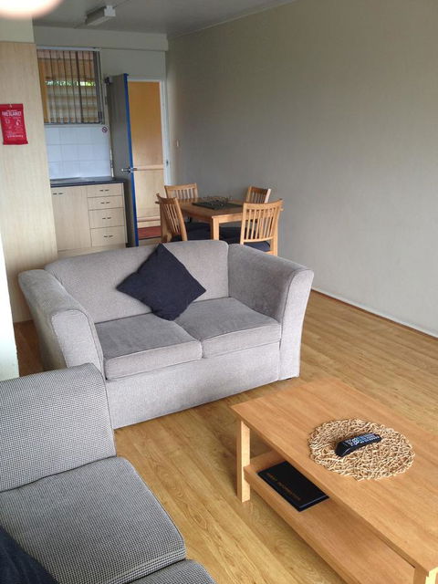 Waterview Apartments - Foster Accommodation 3
