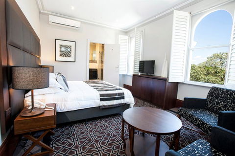 Avonmore On The Park Boutique Hotel - Foster Accommodation 19