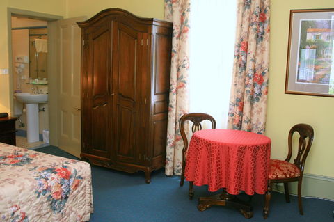 Avonmore On The Park Boutique Hotel - Foster Accommodation 12