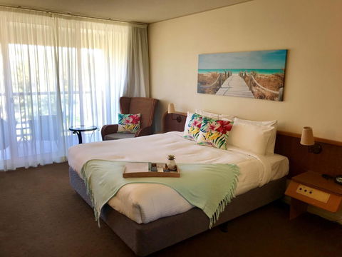 Charlesworth Bay Beach Resort - Foster Accommodation 2