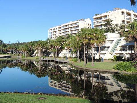 Charlesworth Bay Beach Resort - Foster Accommodation 0
