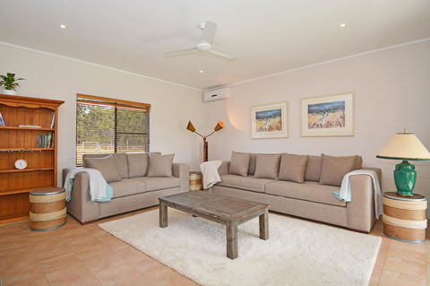 JE Guesthouse, Central To All The Hunter Valley Has To Offer - Foster Accommodation 2