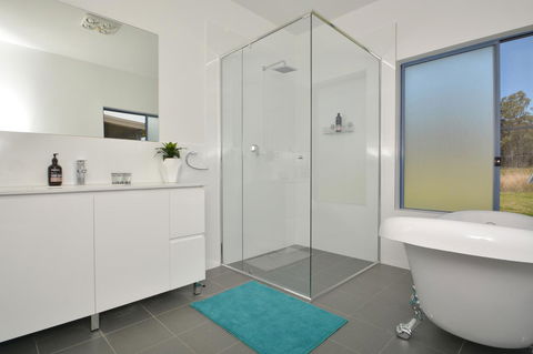 JE Guesthouse, Central To All The Hunter Valley Has To Offer - Foster Accommodation 27