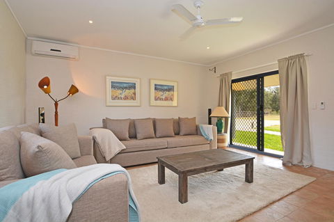 JE Guesthouse, Central To All The Hunter Valley Has To Offer - Foster Accommodation 1