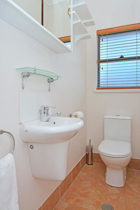 JE Guesthouse, Central To All The Hunter Valley Has To Offer - Foster Accommodation 19