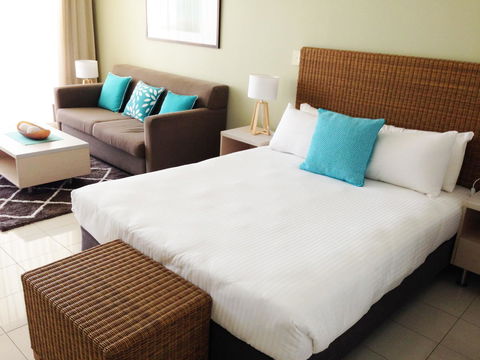 BASE Holidays - Ettalong Beach Premium Apartments - Foster Accommodation 38