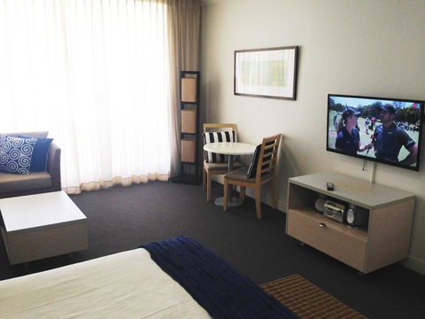BASE Holidays - Ettalong Beach Premium Apartments - Foster Accommodation 40
