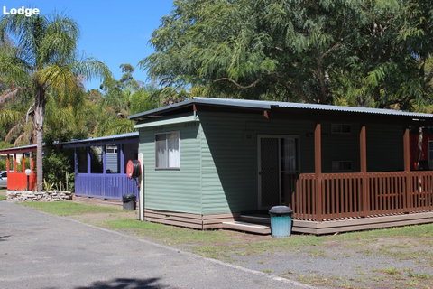 Lani\'s Holiday Island - Foster Accommodation 23