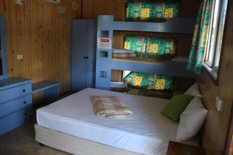 Lani\'s Holiday Island - Foster Accommodation 14