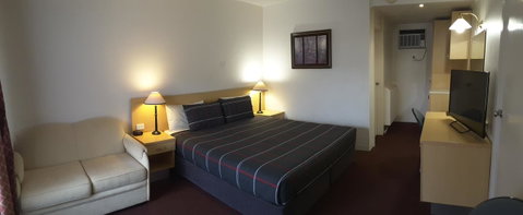 Cooma Motor Lodge Motel - Foster Accommodation 7