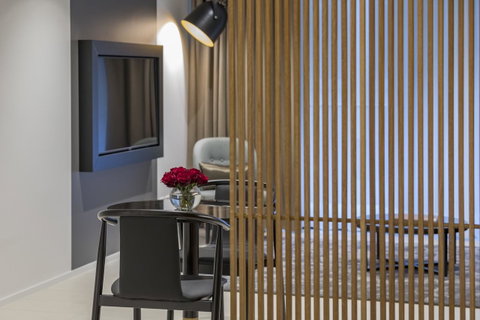 SKYE Suites Sydney - Foster Accommodation 28