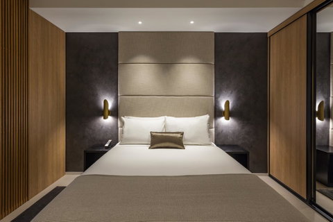 SKYE Suites Sydney - Foster Accommodation 26