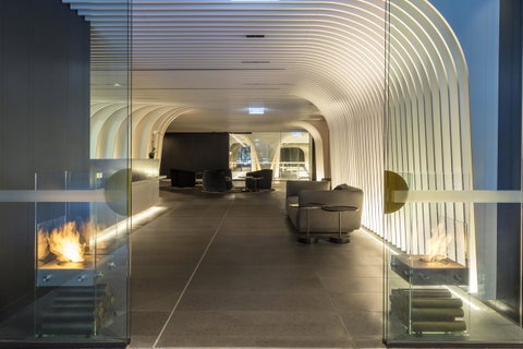 SKYE Suites Sydney - Foster Accommodation 3