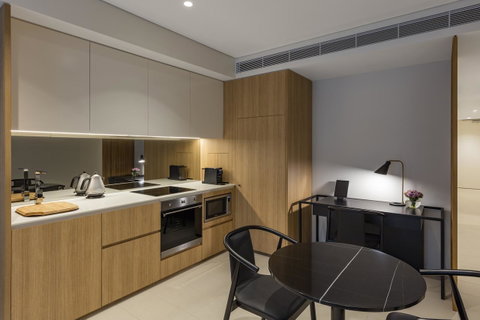 SKYE Suites Sydney - Foster Accommodation 20