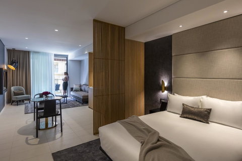 SKYE Suites Sydney - Foster Accommodation 27