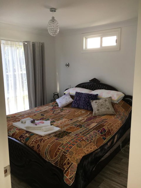 The Best Exotic Magnolia Cottage - Foster Accommodation 18