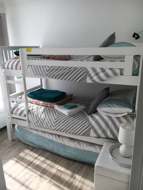 The Best Exotic Magnolia Cottage - Foster Accommodation 19