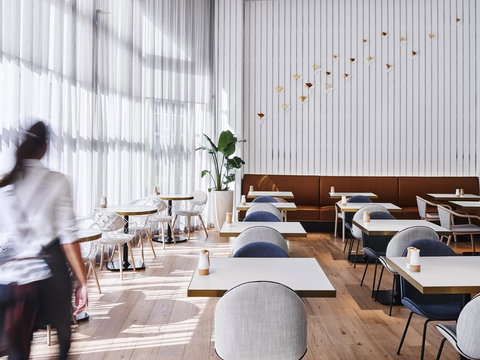 Novotel Sydney Darling Square - Foster Accommodation 38