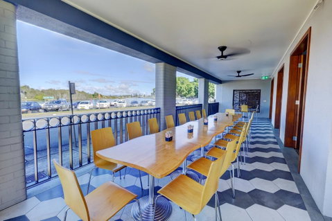 Lakes And Ocean Hotel Forster - Foster Accommodation 7