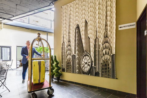 Airport Hotel Sydney - Foster Accommodation 6