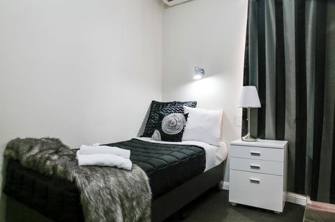 Airport Hotel Sydney - Foster Accommodation 18