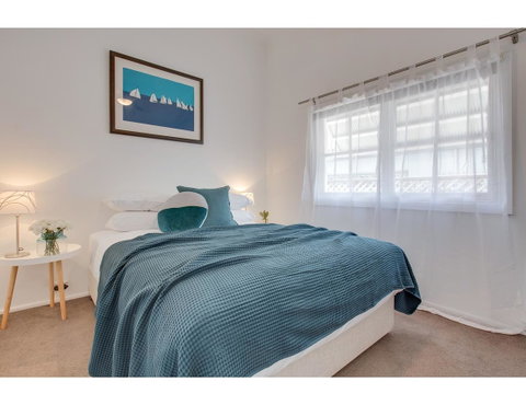 Spacious Cottage With Views, 10 Mins From The City - Foster Accommodation 10