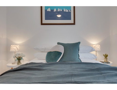Spacious Cottage With Views, 10 Mins From The City - Foster Accommodation 11