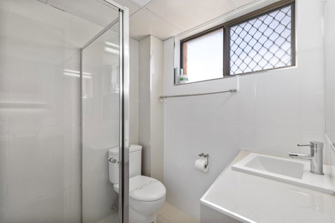 Coastal Bay Motel - Foster Accommodation 14