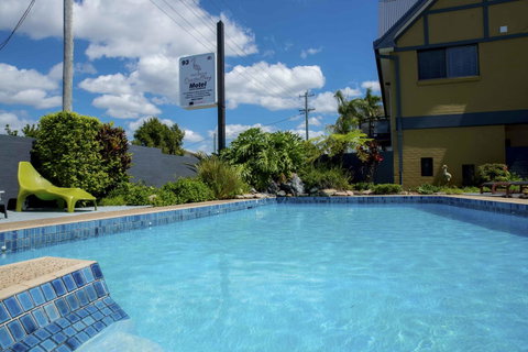 Coastal Bay Motel - Foster Accommodation 24