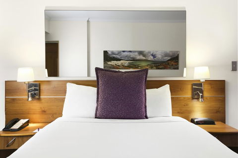 Mercure Sydney - Foster Accommodation 13