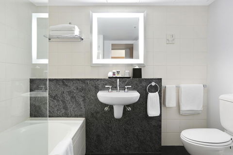 Mercure Sydney - Foster Accommodation 28