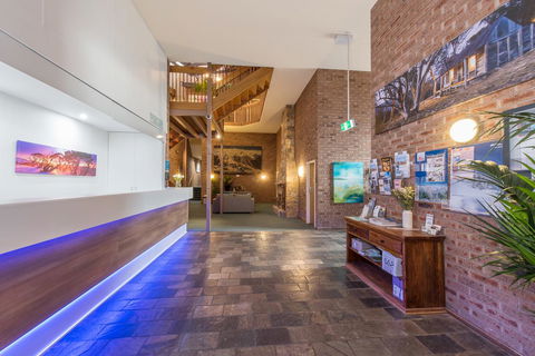 Alpine Gables - Foster Accommodation 6