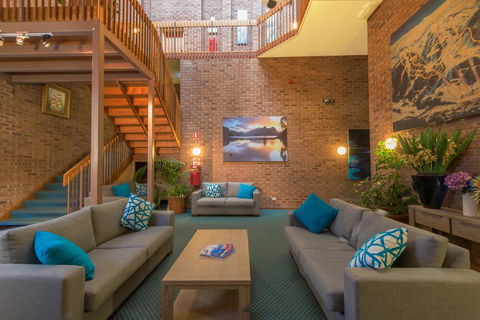 Alpine Gables - Foster Accommodation 4