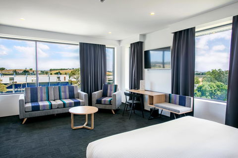 Alpha Hotel Eastern Creek - Foster Accommodation 34