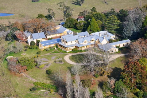 Hillview Heritage Hotel - Foster Accommodation 0