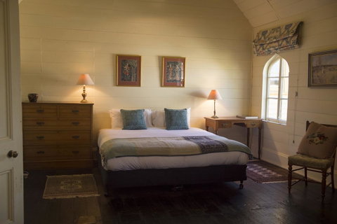 Hillview Heritage Hotel - Foster Accommodation 30