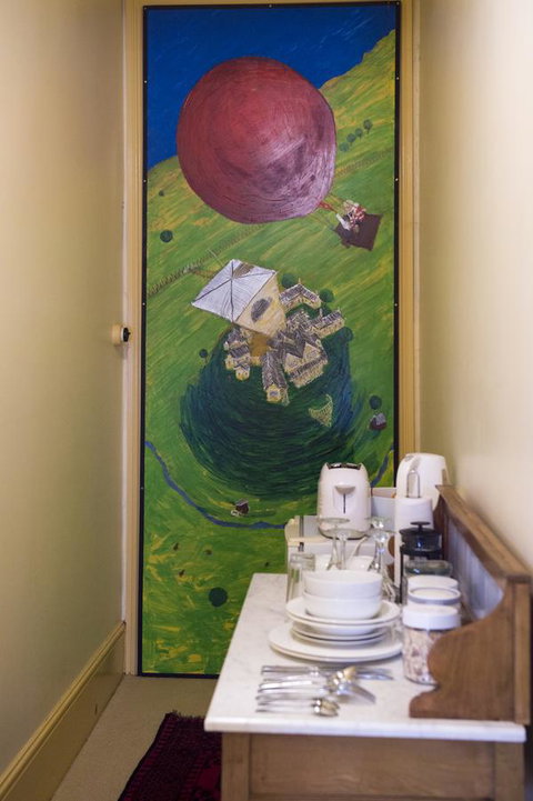 Hillview Heritage Hotel - Foster Accommodation 33