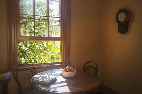 Hillview Heritage Hotel - Foster Accommodation 38