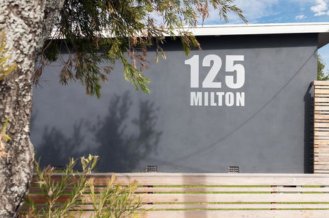 125 Milton - Foster Accommodation 1