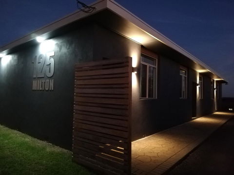 125 Milton - Foster Accommodation 12