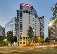 Travelodge Hotel Sydney - Foster Accommodation